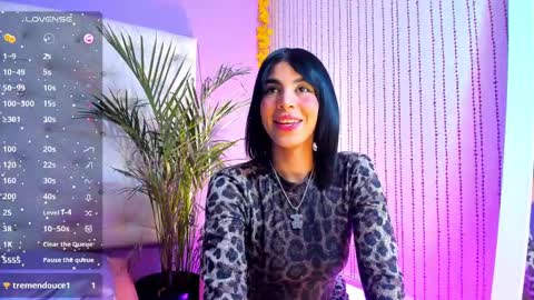Snapshot of ema_lambert chatting on 03.06.25 Ema Lambert online show from 03.06.25