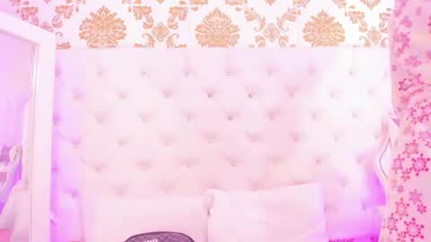Ema Lambert  online show from 04.23.26