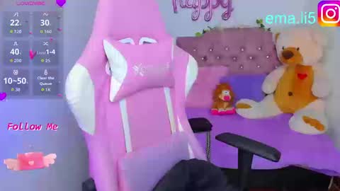 Snapshot of ema_tayy chatting on 03.11.26 Ema online show from 03.11.26