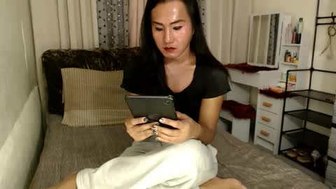 Snapshot of emarie91 chatting on 02.21.25 Trans cummer online show from 02.21.25