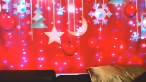 Snapshot of ember_starleena chatting on 12.13.24 Ember Starleena online show from 12.13.24