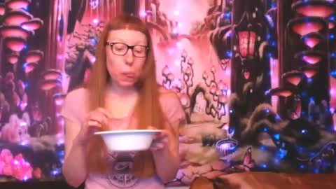 Snapshot of ember_starleena chatting on 02.05.25 Ember Starleena online show from 02.05.25