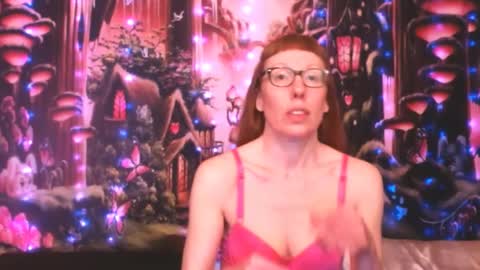 Snapshot of ember_starleena chatting on 02.09.25 Ember Starleena online show from 02.09.25