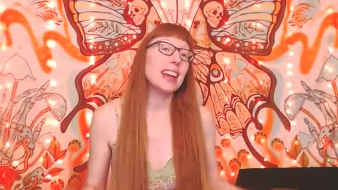 Snapshot of ember_starleena chatting on 10.03.25 Ember Starleena online show from 10.03.25