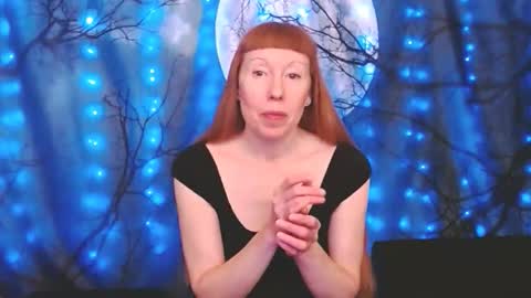 Snapshot of ember_starleena chatting on 10.18.25 Ember Starleena online show from 10.18.25