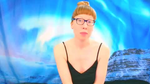 Snapshot of ember_starleena chatting on 01.06.26 Ember Starleena online show from 01.06.26