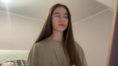 Alina online show from 04.13.26