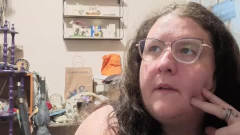 Snapshot of emberlynnix chatting on 09.09.25 Emberlyn Nix online show from 09.09.25