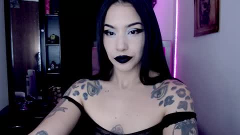 Emerald Black online show from 03.04.26