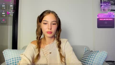 Snapshot of emelia_fox chatting on 01.14.25 Emmy the sly little fox HTP is open an unforgettable show awaits you. I undress in private online show from 01.14.25