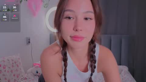 Snapshot of emelia_fox chatting on 10.13.25 Emmy the sly little fox HTP is open an unforgettable show awaits you. I undress in private online show from 10.13.25