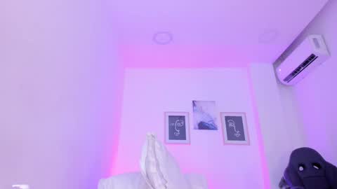 emelie_89 online show from 03.08.25