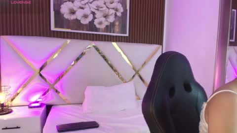 Emily  online show from 05.10.26