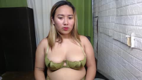 Emely online show from 12.29.24