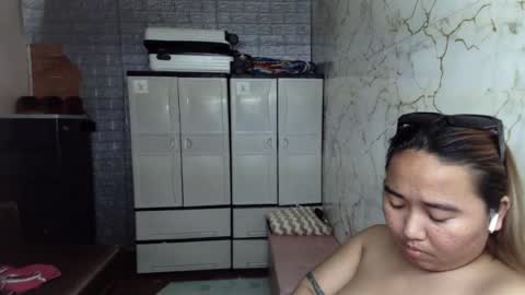 Snapshot of emely_slutxxx chatting on 07.14.26 Emely online show from 07.14.26
