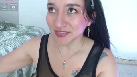 Snapshot of emelyross_ chatting on 07.18.26 emely ross online show from 07.18.26