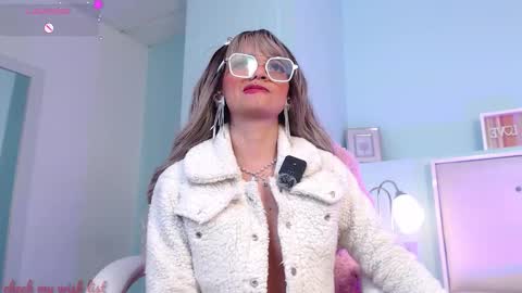 Snapshot of emerald_gh chatting on 03.13.26 Danna online show from 03.13.26