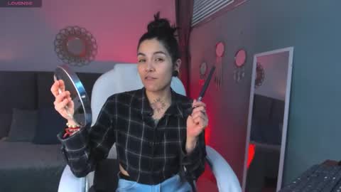 Esmeralda online show from 02.04.26