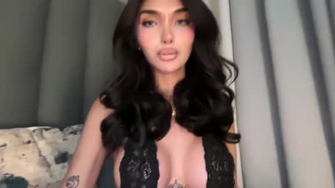 Emerald online show from 04.25.26