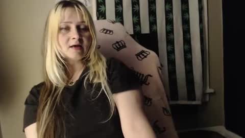 Snapshot of emeraldstrawberri chatting on 01.07.26 emeraldstrawberri online show from 01.07.26