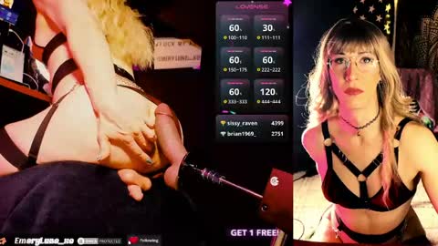 Snapshot of emerylune_xo chatting on 04.17.26 Emery Lune online show from 04.17.26
