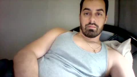 Snapshot of emgee88 chatting on 11.30.25 emgee88 online show from 11.30.25