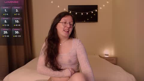 Snapshot of emi_gooflord chatting on 12.23.25 Emi online show from 12.23.25