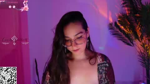 Snapshot of emi_roberts chatting on 07.23.26 Emmily Roberts online show from 07.23.26