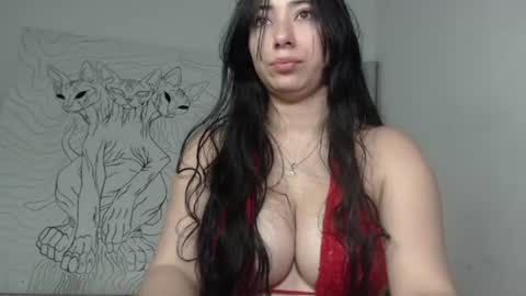 Snapshot of emiantonella_ chatting on 06.14.26 Antonella online show from 06.14.26