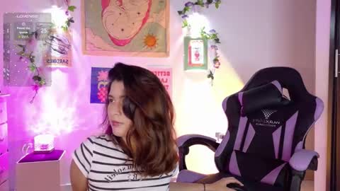 Snapshot of emicute_ chatting on 02.07.26 online show from 02.07.26