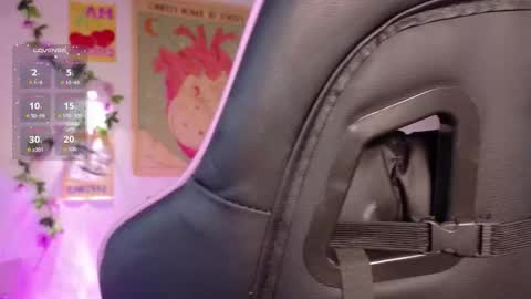 Snapshot of emicute_ chatting on 03.13.26 online show from 03.13.26