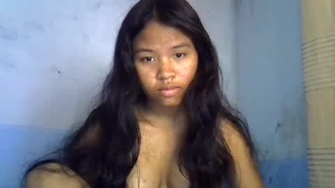 Snapshot of emiehottie chatting on 06.17.26 Ami online show from 06.17.26