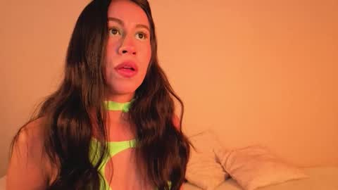 Snapshot of emigomez_ chatting on 10.03.25 Emilia Gomez online show from 10.03.25