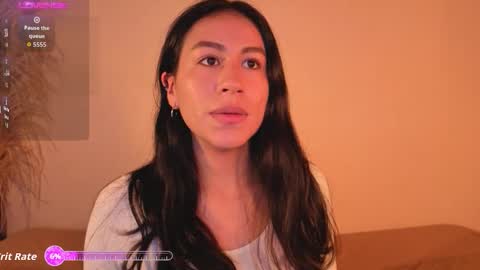 Snapshot of emigomez_ chatting on 10.12.25 Emilia Gomez online show from 10.12.25