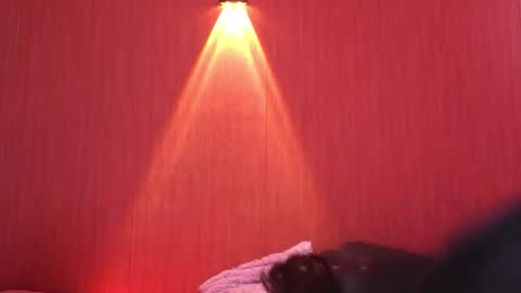 Snapshot of emigomez_ chatting on 11.13.25 Emilia Gomez online show from 11.13.25