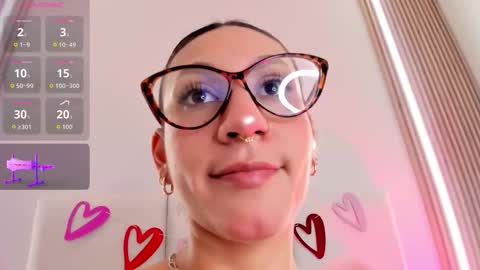 Snapshot of emiily_roberts1 chatting on 02.18.26 EMILY ROBERTS online show from 02.18.26