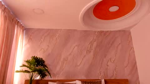 Emily online show from 11.22.25