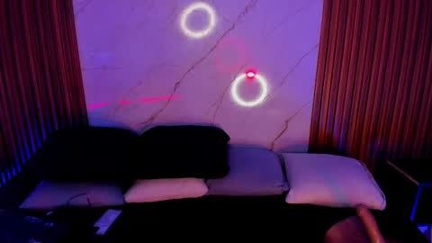   online show from 11.07.25