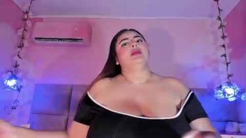 Emiily Grace online show from 06.15.26