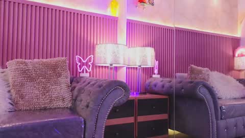 Emily online show from 12.13.24