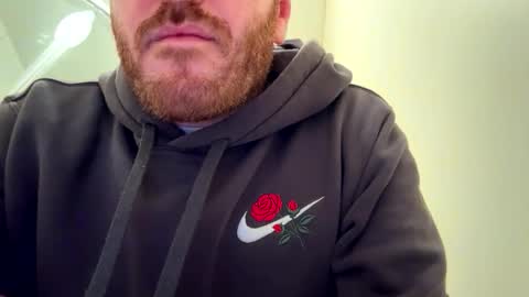 Snapshot of emil2894 chatting on 02.04.26 emil2894 online show from 02.04.26