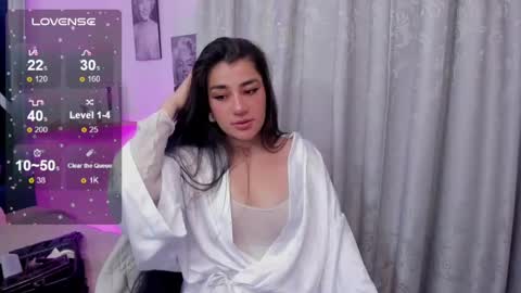emilayton_ online show from 01.22.25