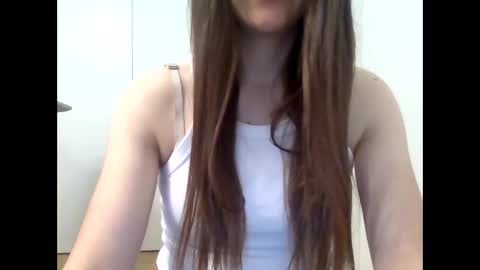 emili0899 online show from 10.03.25