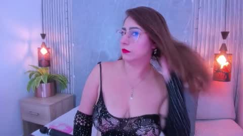 Snapshot of emili__hot chatting on 01.09.26 Emily online show from 01.09.26