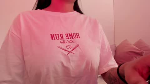 Emilia Big Boobs online show from 12.04.24