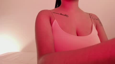 Emilia Big Boobs online show from 12.15.24