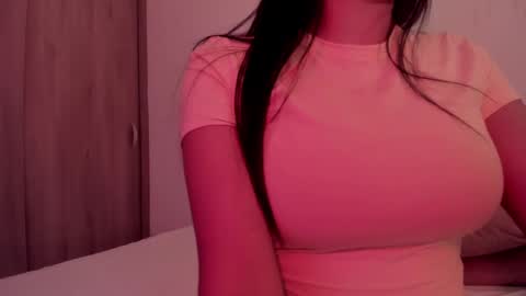 Emilia Big Boobs online show from 01.07.25