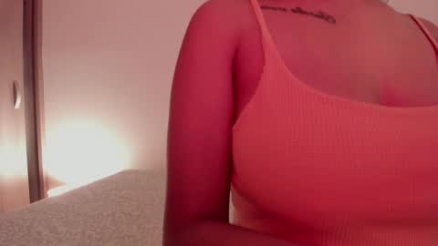 Emilia Big Boobs online show from 01.19.25