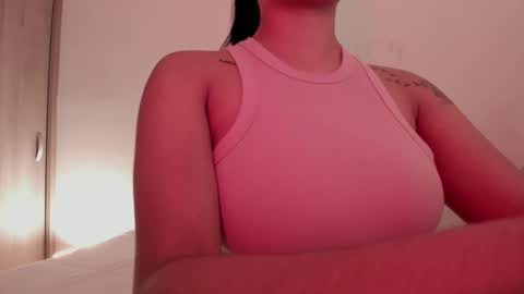 Emilia Big Boobs online show from 01.29.25