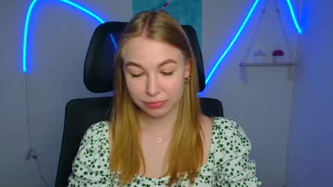 Snapshot of emilia_ilia chatting on 07.02.26 Emilia online show from 07.02.26